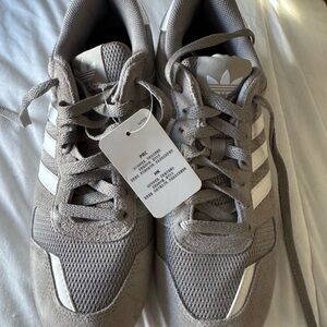 Adidas Original Trainers Gray and White